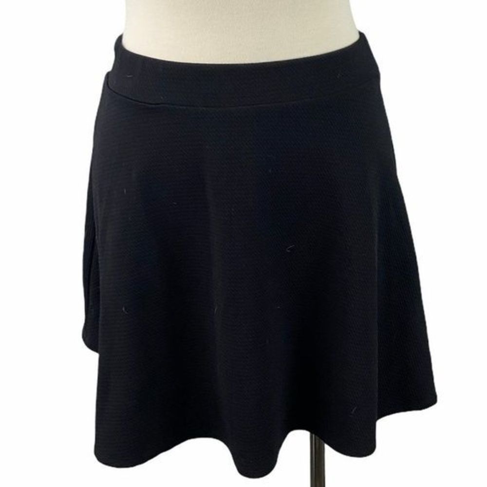 4/$30 🌿 URBAN KIDS Black Skirt‎